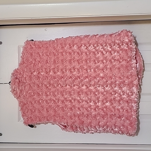 Clothes - Picture 2 of 2